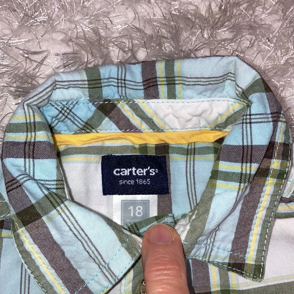 5/$20 Carters 18m shortsleeved button down dress shirt